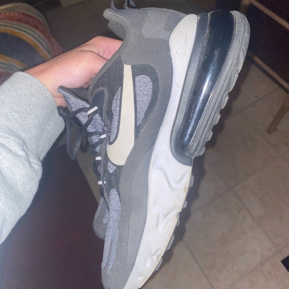 Nike air max 270 , grey and black! Never worn - Picture 2 of 3
